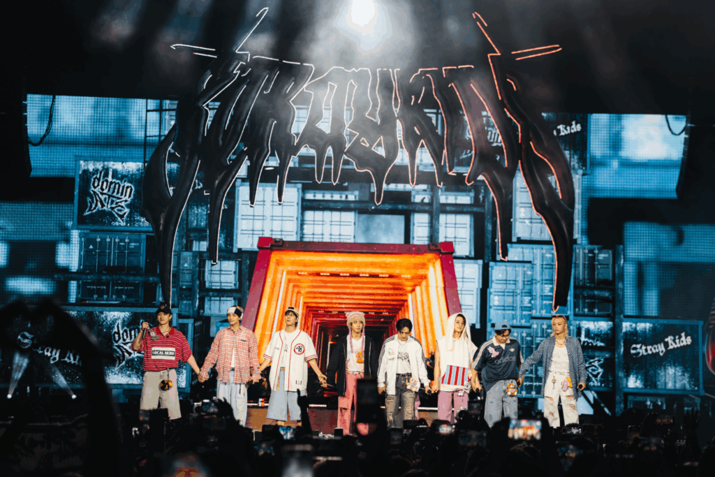 Crédit image de couverture : JYP ENTERTAINMENT [Matthis Van Der Meulen]