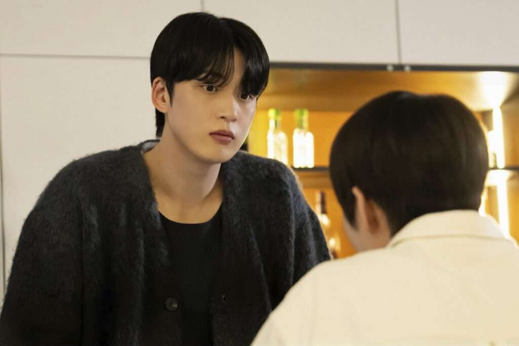 Scène issue de la série "My Bias is Showing" avec Kevin et Kim Kang Min