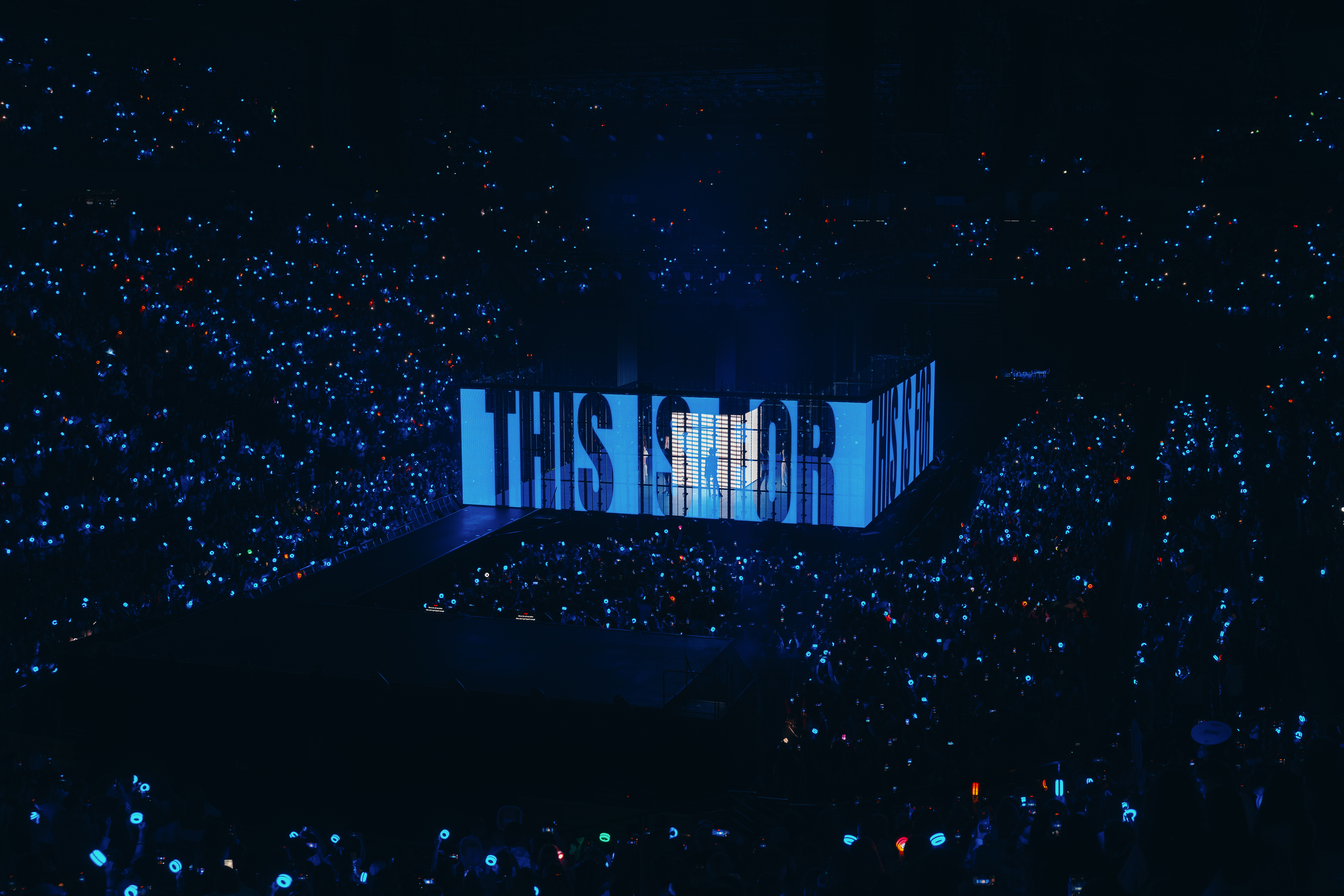 twice accor arena may 2026