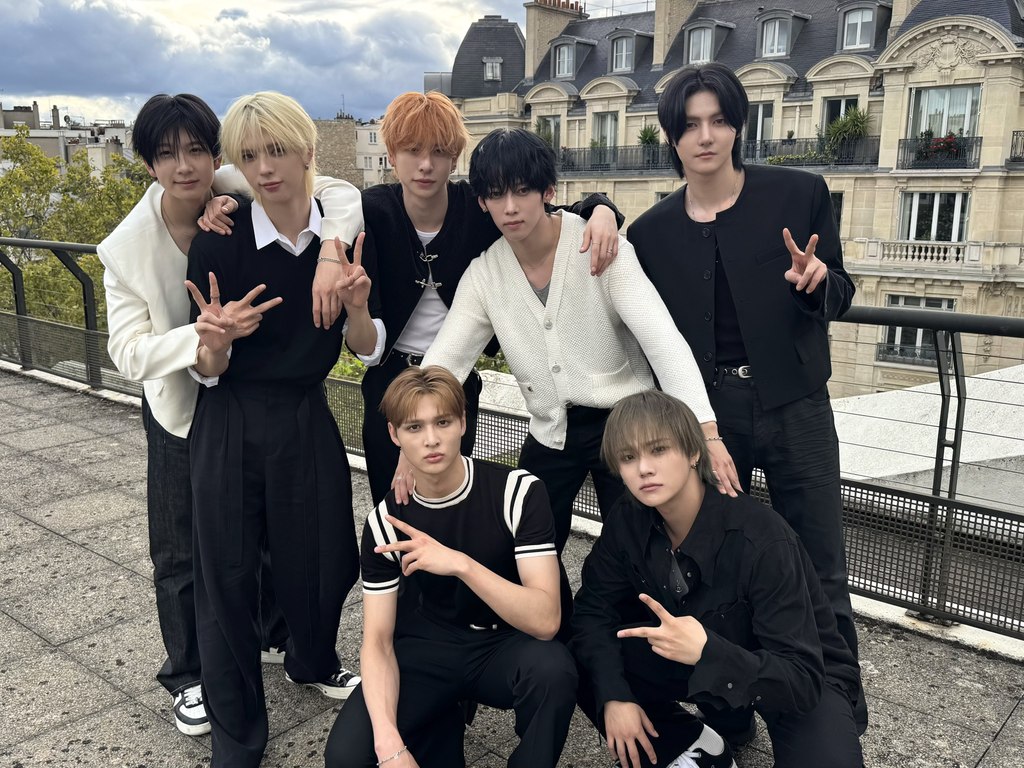 ampers&one fansign paris fnac